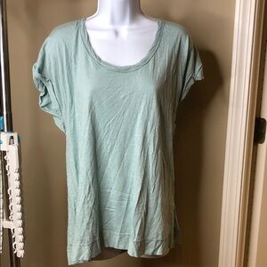 Women's Scoop Neck Short Sleeve Tee in Mint